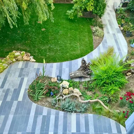 Maison De Verdure Proche De Paris * Bagneux (Hauts-de-Seine)