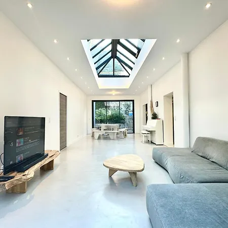 Maison De Verdure Proche De Paris Holiday home *
