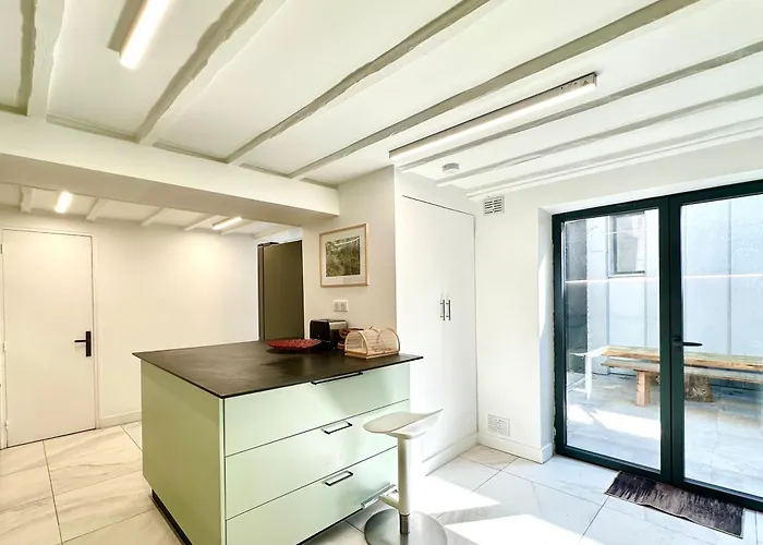 Maison De Verdure Proche De Paris